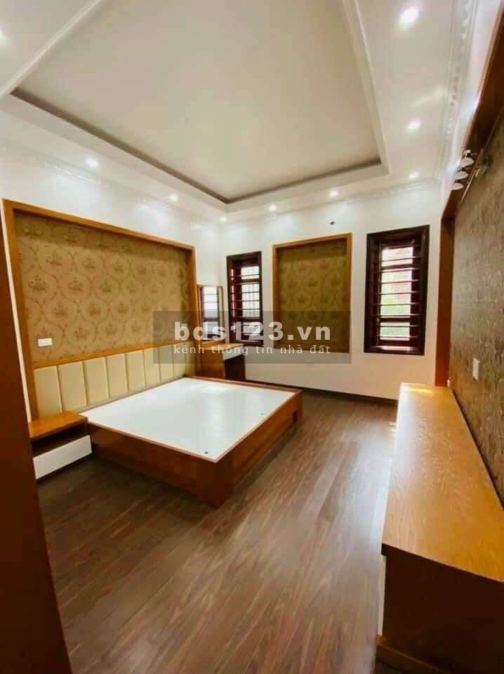Bán nhà mặt phố Đào Duy Anh, Đông Nam Cường, 72m2, mt 4m, 4 tầng, giá tốt