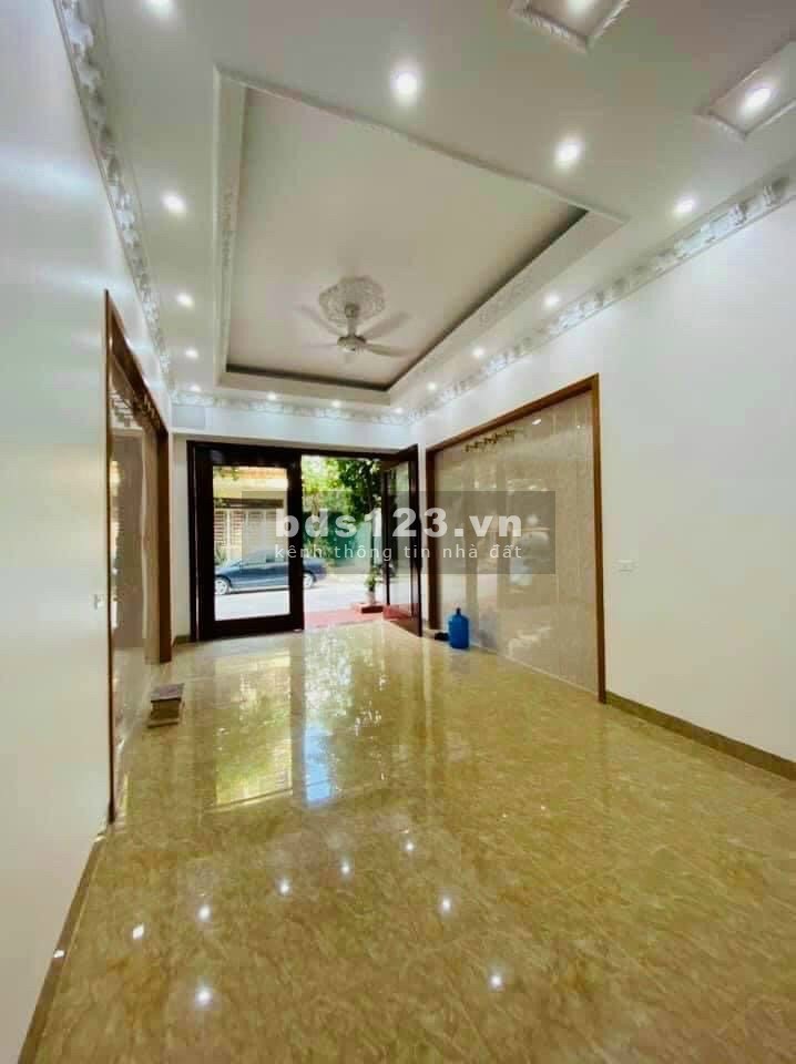 Bán nhà mặt phố Đào Duy Anh, Đông Nam Cường, 72m2, mt 4m, 4 tầng, giá tốt