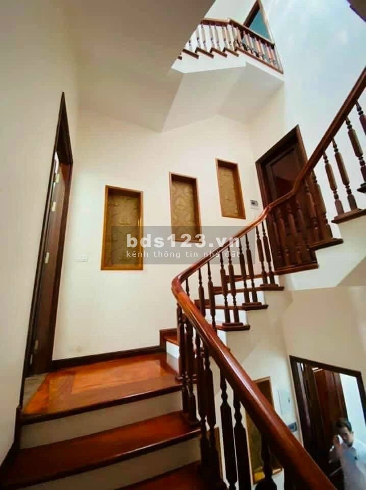 Bán nhà mặt phố Đào Duy Anh, Đông Nam Cường, 72m2, mt 4m, 4 tầng, giá tốt