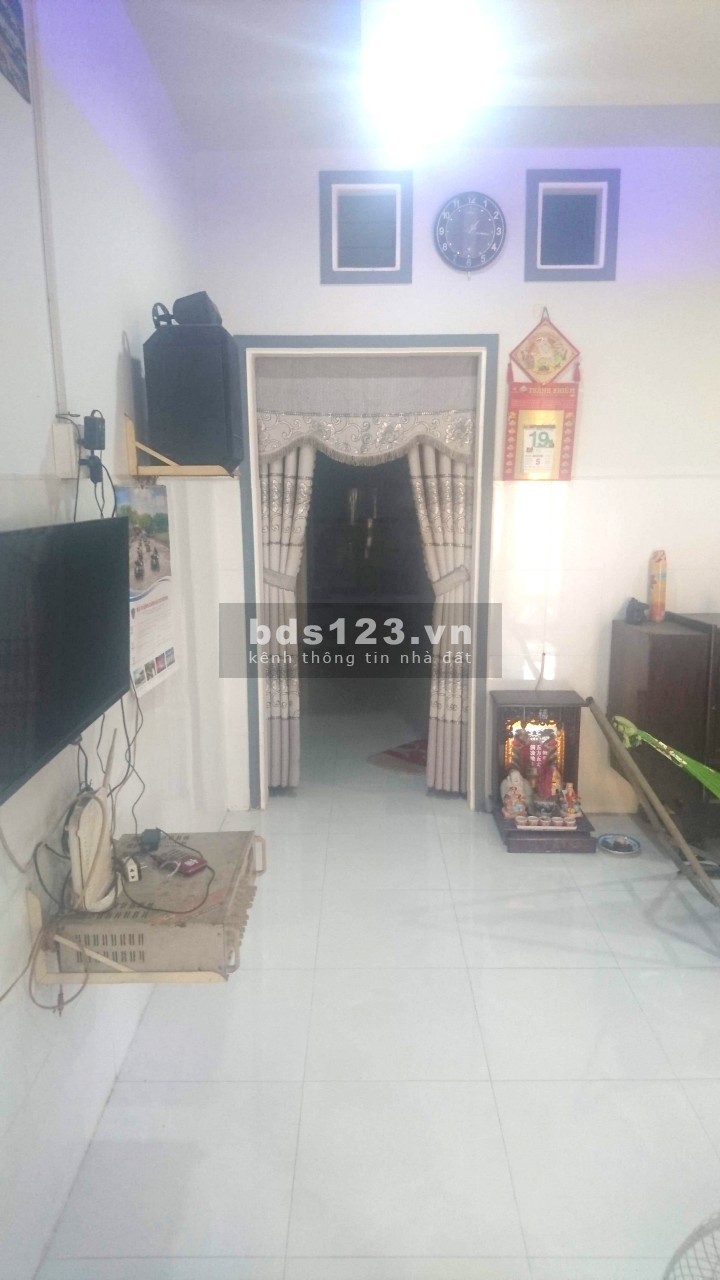 Cần bán nhà đường Trương Vĩnh Ký ngay trung tâm thương mại rạch sỏi.