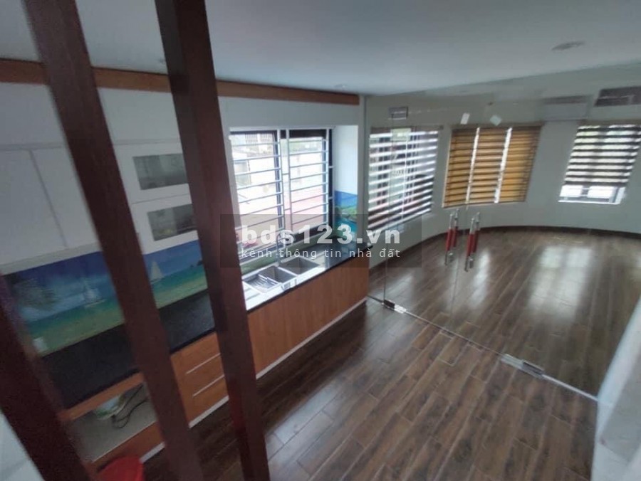 Siêu Hiếm nhà Tây Hồ Lô Góc, 55m x 5T, Ôtô đỗ cửa - Kinh doanh