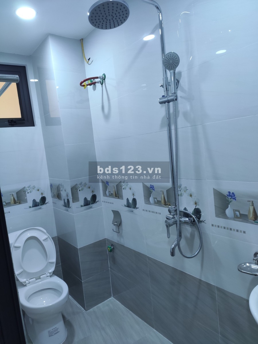 Nhà mới đẹp, Nguyễn Hoàng, Mỹ Đình, Nam Từ Liêm, 45m2, 5 tầng, 70m mặt phố lớn