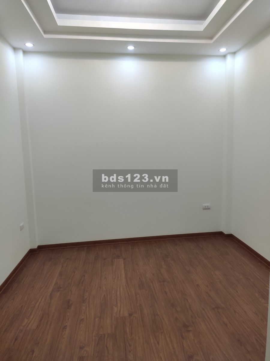 Nhà mới đẹp, Nguyễn Hoàng, Mỹ Đình, Nam Từ Liêm, 45m2, 5 tầng, 70m mặt phố lớn