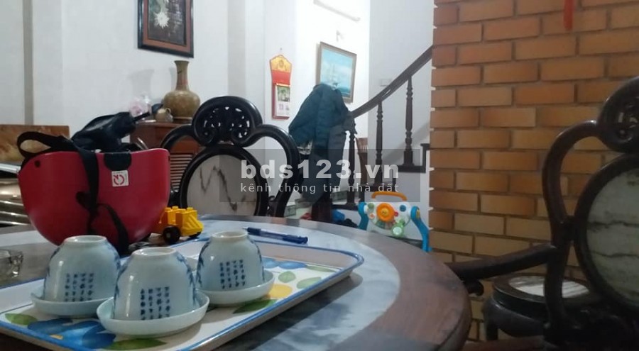 Bán nhà ngõ ô tô 4 tầng x 48m2 phố Vân Hồ 2, gần Công Viên, giá 8,4 tỷ. LH 0912442669