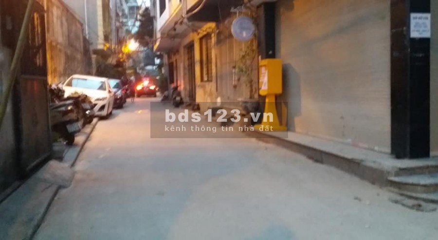 Bán nhà ngõ ô tô 4 tầng x 48m2 phố Vân Hồ 2, gần Công Viên, giá 8,4 tỷ. LH 0912442669