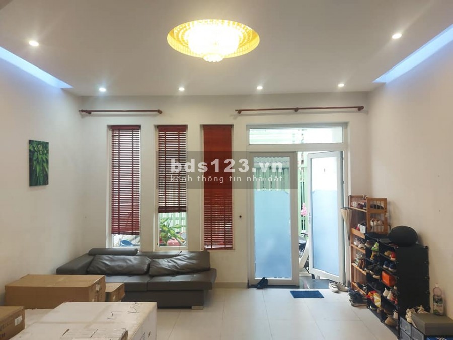 Nhà 62m2 Lê Trọng Tấn, giá chỉ 4,2 tỷ. tặng nội thất còn mới
