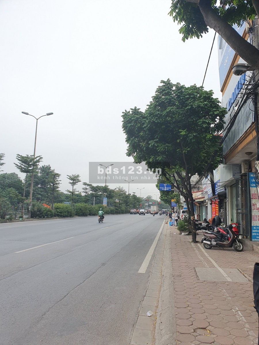 Vị trí đẹp mặt tiền khủng Hiếm MP Ngô Gia Tự 120m2