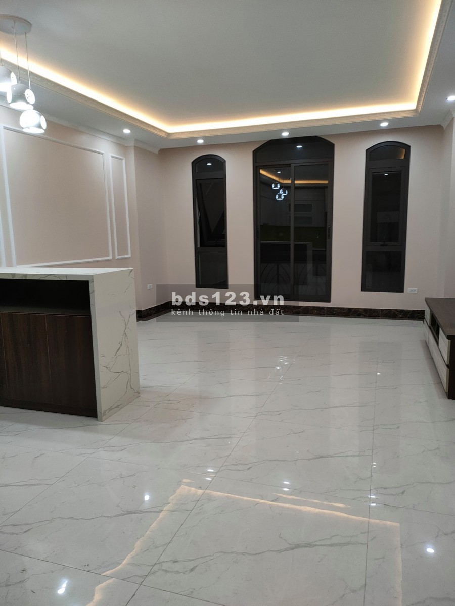 Bán nhà Lê Trọng Tấn,Thanh Xuân 54m 7T 9.3 tỷ,kinh doanh văn phòng,thang máy