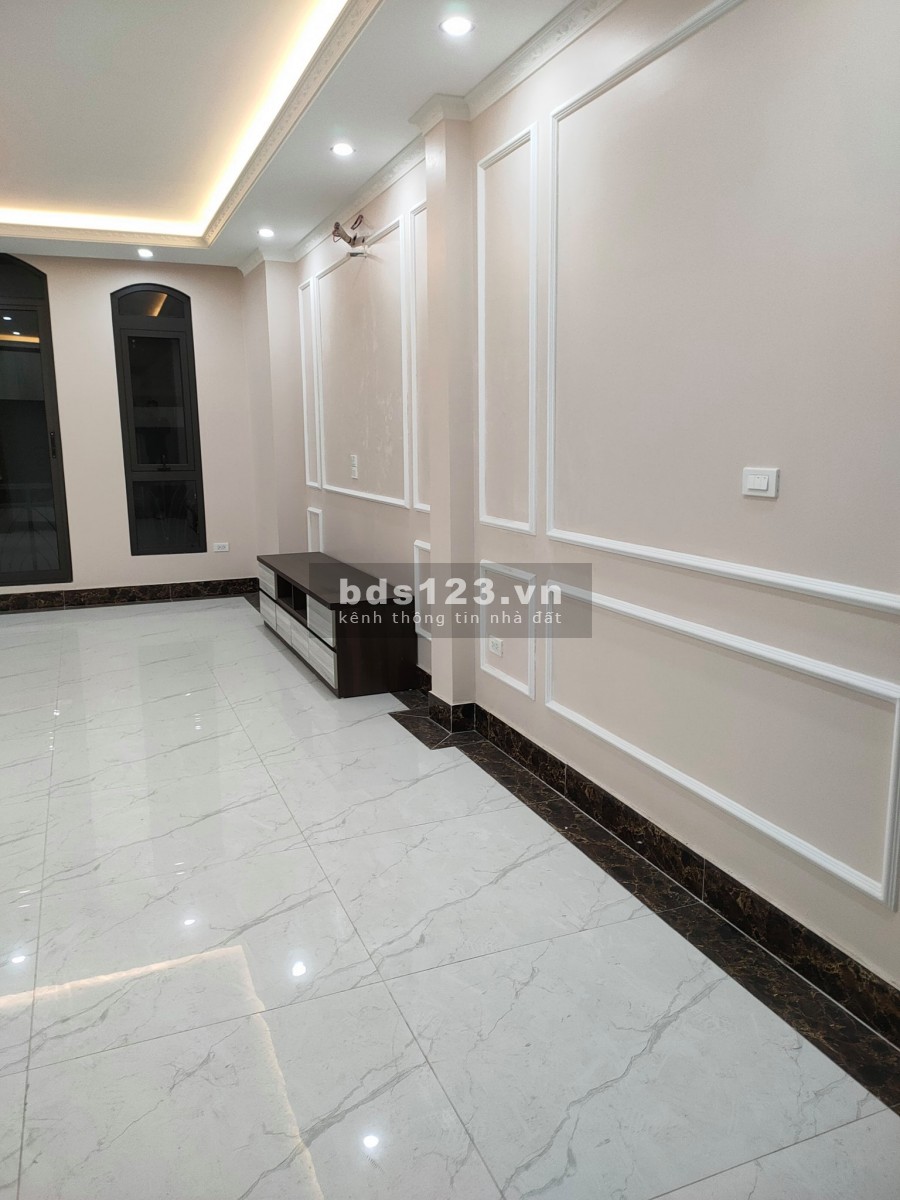 Bán nhà Lê Trọng Tấn,Thanh Xuân 54m 7T 9.3 tỷ,kinh doanh văn phòng,thang máy