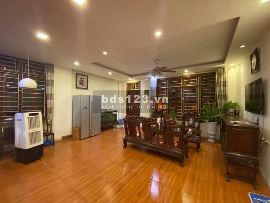 BÁN NHÀ NGUYỄN TRÃI 60M2 NHÀ 5 TẦNG MẶT TIÊN 6M GIÁ 11 TỶ
