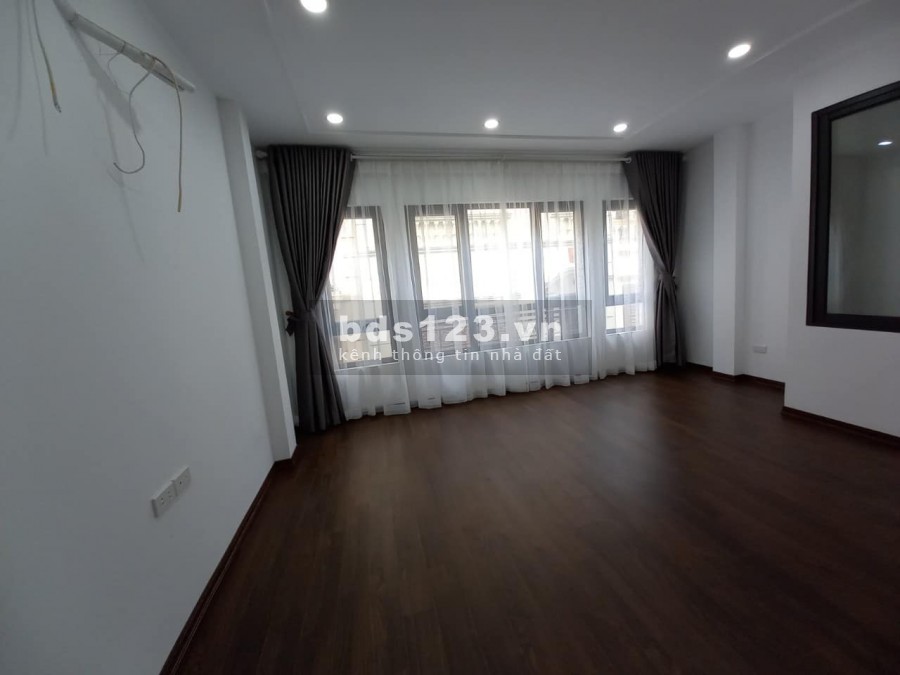 THÔNG SỐ VÀNG PHÂN KHÚC HIẾM Ô TÔ TRÁNH