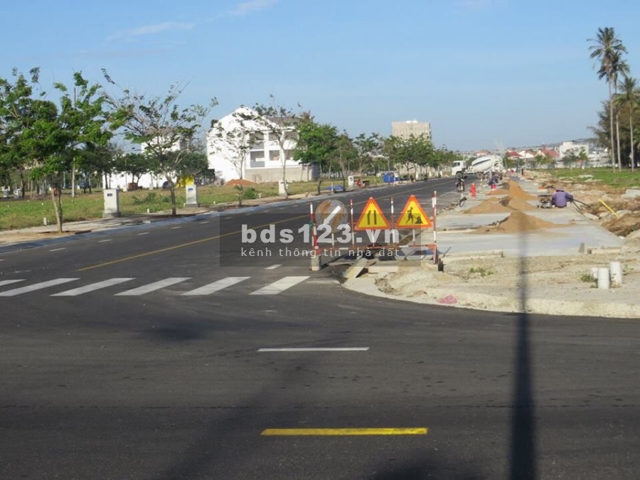 Gọi để sở hữu ngay lô đất 2 mặt tiền sông dự án SaiGon Mystery Bát Nàn, Quận 2. Giá : 3.5 tỷ/ nền 100m2.XDTD.