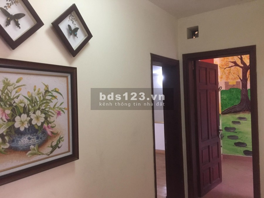 Chính chủ cho thuê căn hộ 68m2 ở tầng 2 gồm 2N và 1K tại 8B phố Vũ Thạnh - Đống Đa - Hà Nội