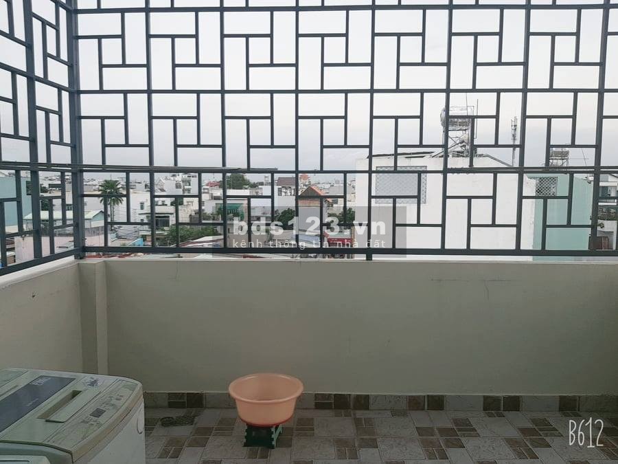 Bán nhà Hòa Hưng Quận 10, 5 tỷ DT 36m2(4x9) 3 tầng 4 phòng