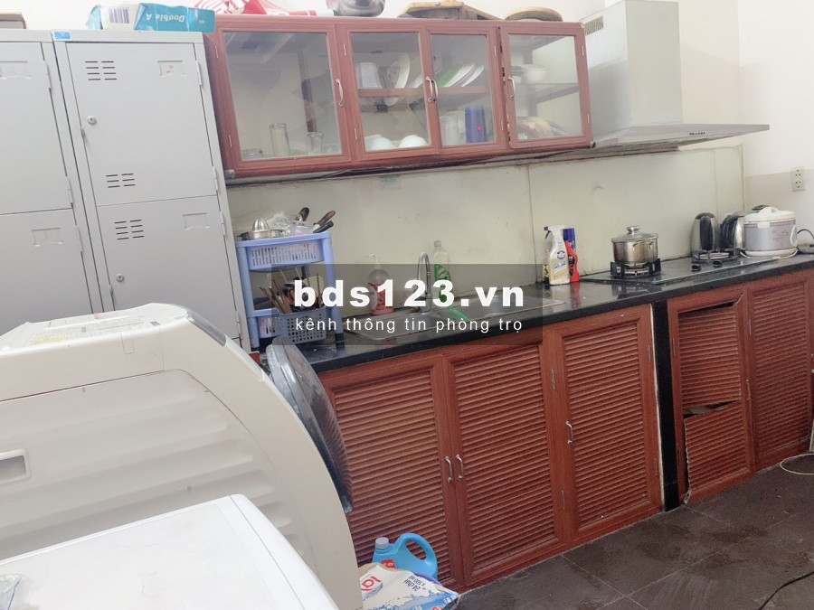 Cho thuê phòng đẹp mê ly chỉ việc xách vali vào ở tại mặt phố Nguyễn Chánh, gần Big C Thăng Long