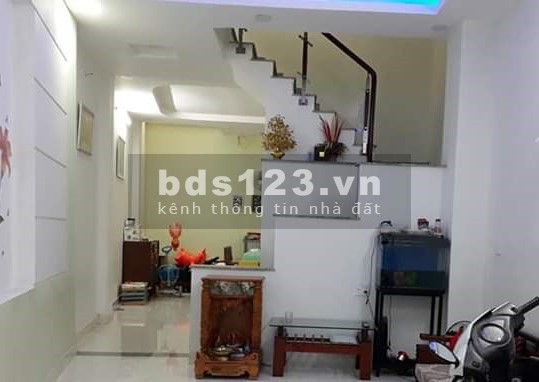 Nhà xe hơi đỗ cửa, Nguyễn Văn Trỗi, P.15, Phú Nhuận. 3,7 tỷ
