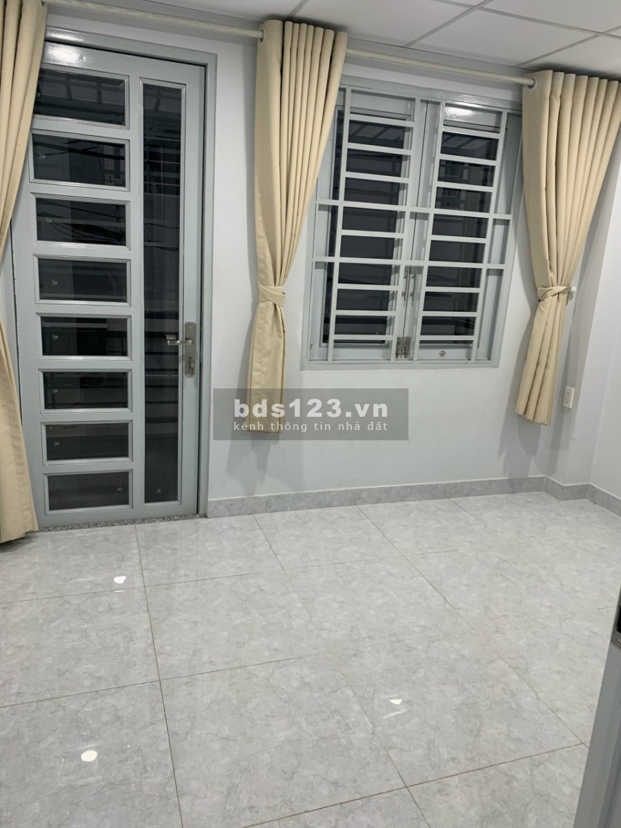 Nhà mặt tiền, ôtô tránh. Gần Trường Tiểu Học Lê Lợi. 2,9 tỷ