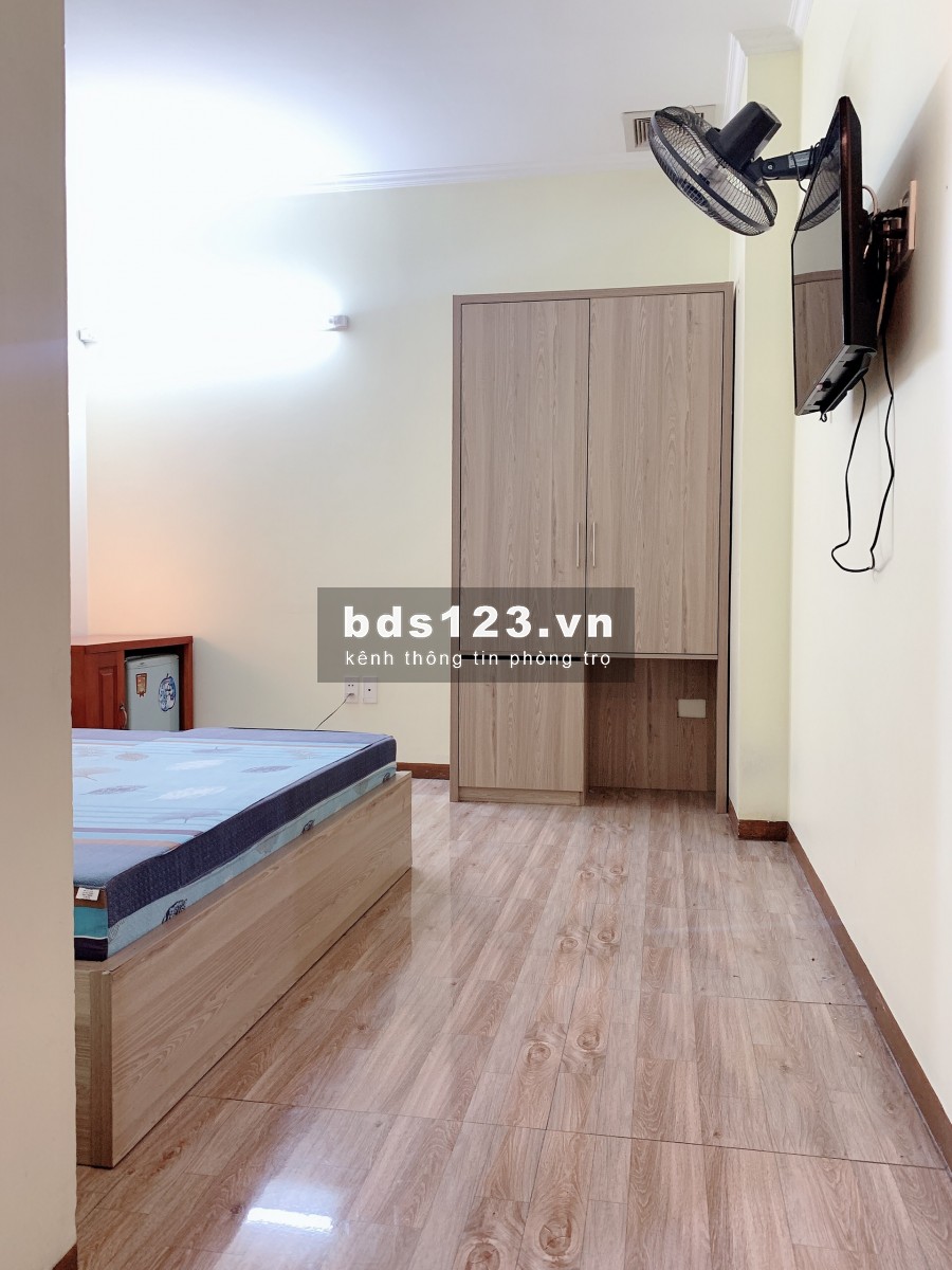 Cho thuê phòng đẹp mê ly chỉ việc xách vali vào ở tại mặt phố Nguyễn Chánh, gần Big C Thăng Long
