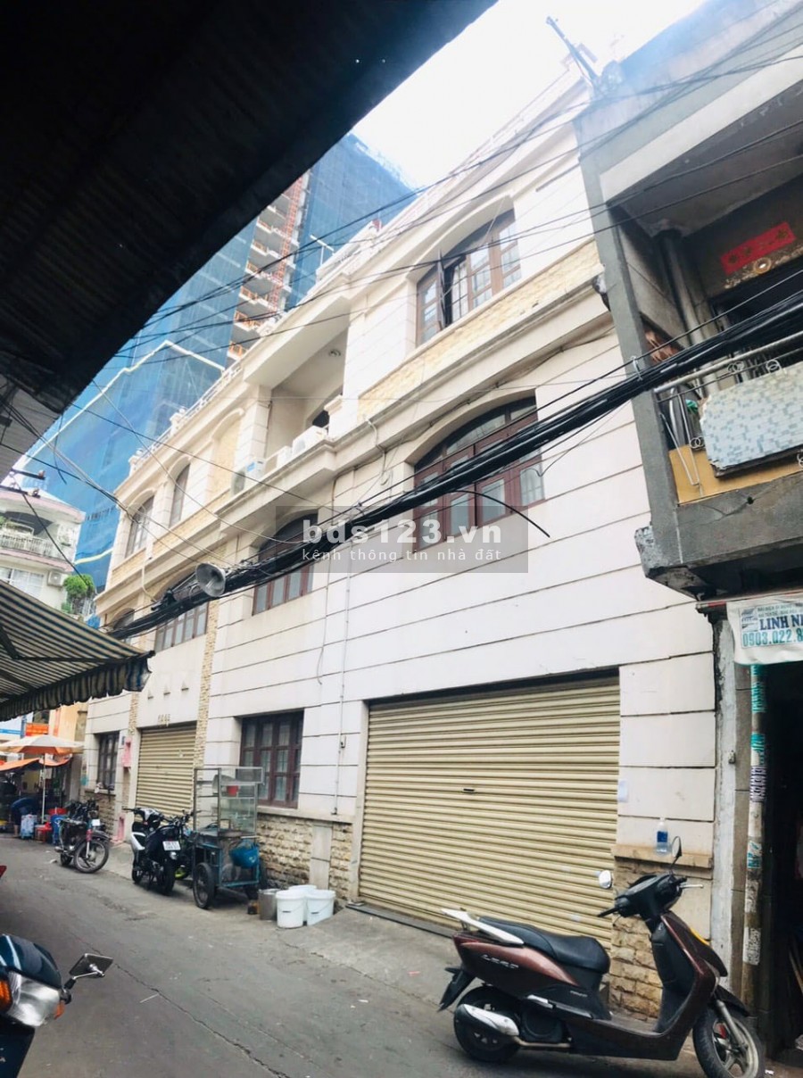 Bán nhà 2MT đường Đỗ Ngọc Thạnh, Phường 15, Quận 5