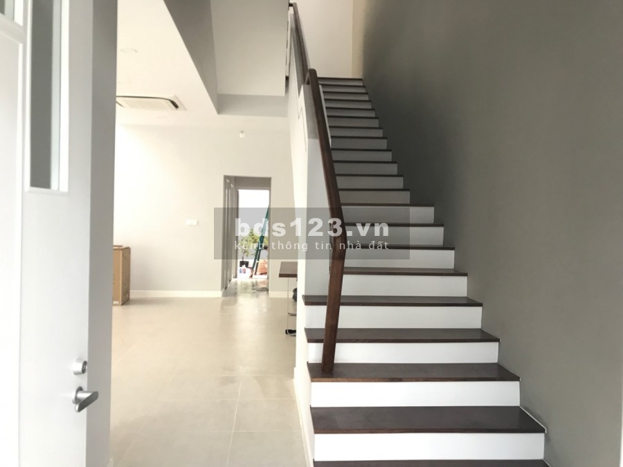 Cho thuê villa 20x22m Trệt 2 Lầu Thảo Điền Quận 2. MS: A90