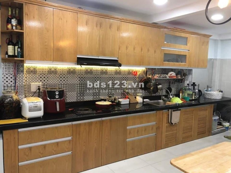 Chủ cần bán gấp nhà 45m2 đường Nam Kỳ Khởi Nghĩa giá 5 tỷ 8