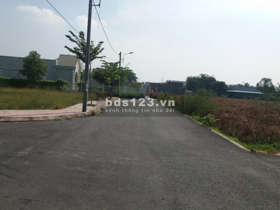 Chỉ còn 1 lô gốc MT Đinh Đức Thiện 100 m2 – Chỉ từ 850 triệu