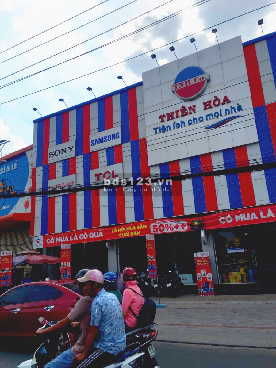TÔI CẦN VỐN LÀM ĂN,CẦN BÁN GẤP 5 SÀO ĐẤT 5000M2,NGAY TT THỊ XÃ,GẦN TRƯỜNG,CHỢ.GIÁ 380TR