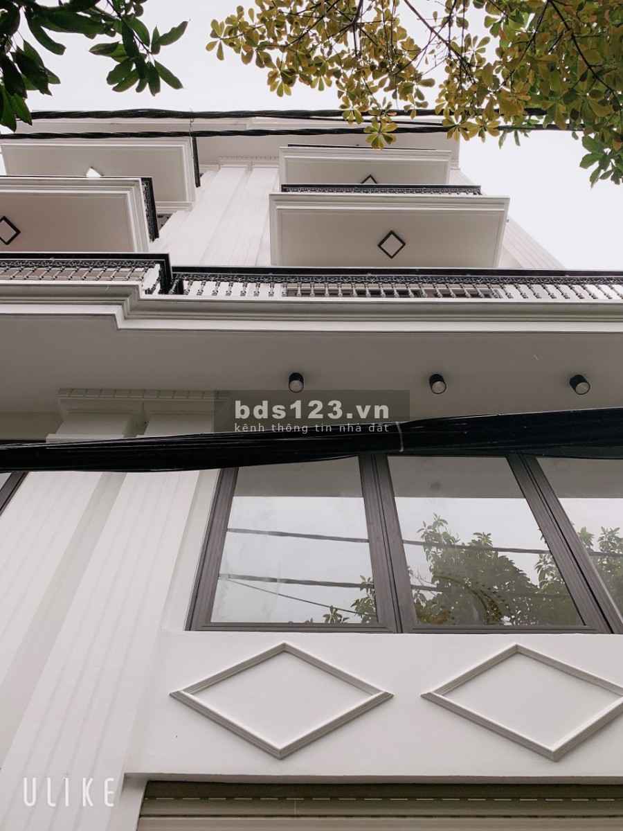Chính chủ hạ giá, nhà 52m MT4,34m Bát Khối, Long Biên