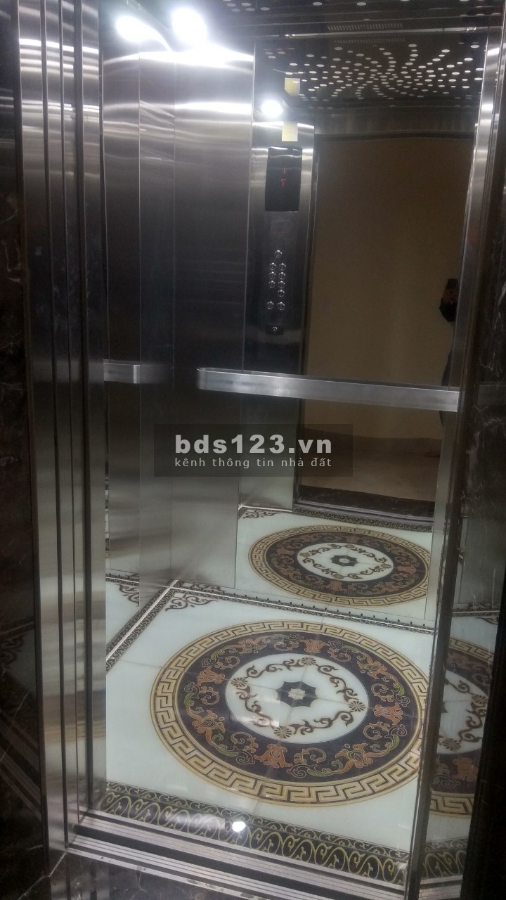 Bán tòa nhà VP mới xây 71m2 x 7 tầng 2 mặt ngõ ô tô trước sau phố Thái Hà giá 23 tỷ. LH 0912442669