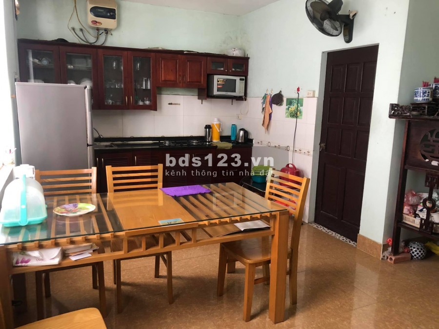 Bán Nhà Trung Kính 30m2*3 tầng, Nhỉnh 2 tỷ