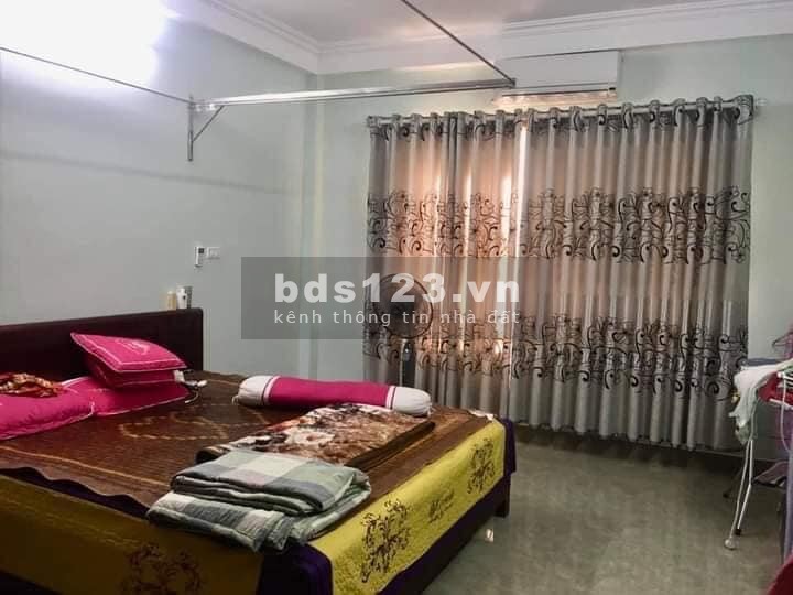 Mặt Phố Thanh Xuân, Ô tô Vào nhà, kinh doanh, đông dân xầm uất, 40Mx4T. Giá 5.5 tỷ