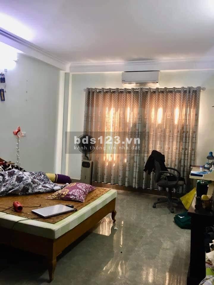 Mặt Phố Thanh Xuân, Ô tô Vào nhà, kinh doanh, đông dân xầm uất, 40Mx4T. Giá 5.5 tỷ