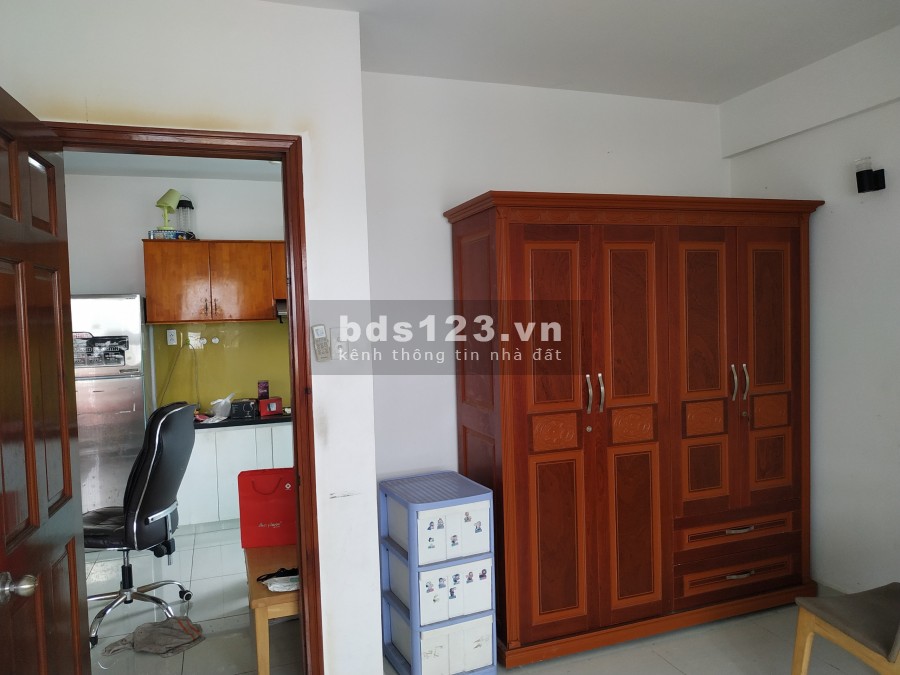 Cho thuê căn hộ 8x Plus căn góc thoáng mát