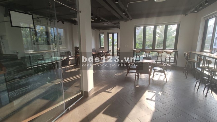 Cho thuê nhà nguyên căn Đỗ Xuân Hợp Quận 9