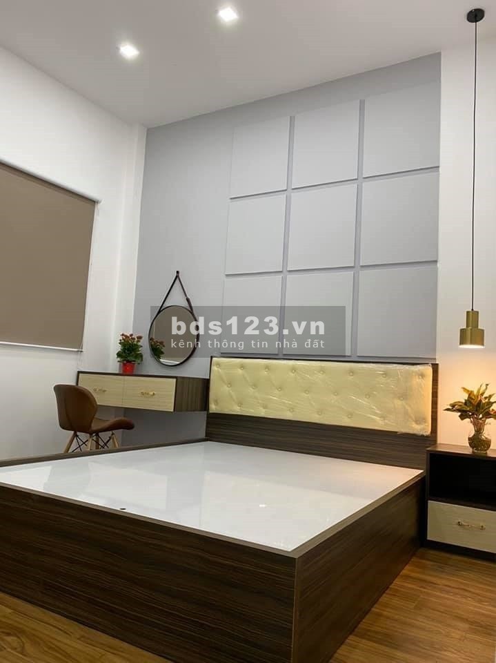 HẠ GIÁ TỪ 4 ty còn 3 ty 3 nhà 2 tầng dt 55m2 4.5x12 Nguyễn Khoái Phường 2 Quận 4