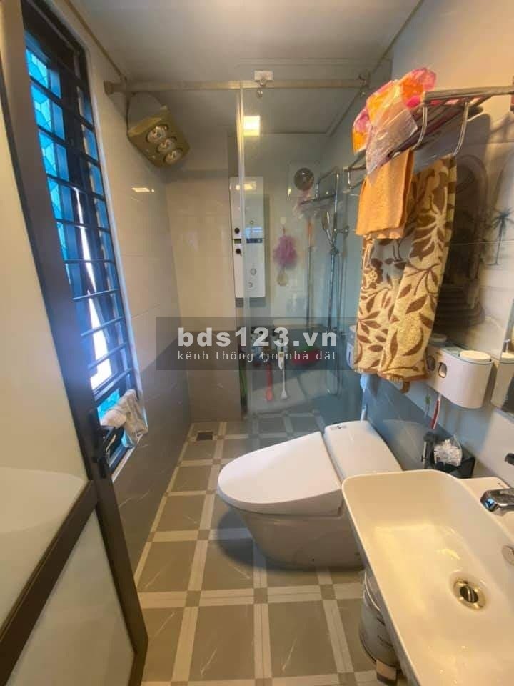 NHỈNH 2 TỶ CÓ NHÀ 4 TẦNG - Ô TÔ 10M TRÁNH 30M – PHỐ LÊ TRỌNG TẦN HÀ ĐÔNG – LH 0329112116