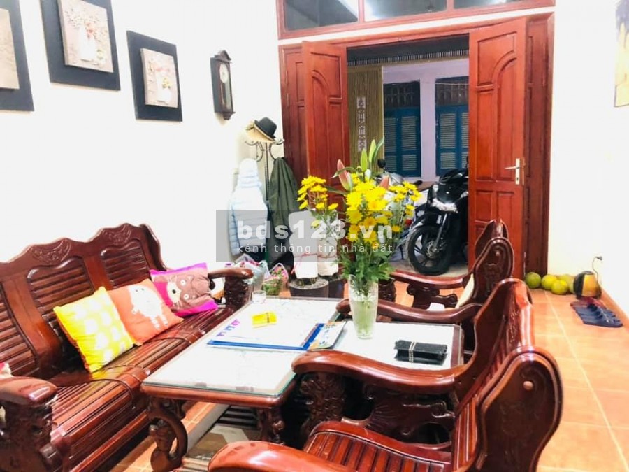 Bán nhà Quận 10, Thành Thái, 41m2, giá chỉ 4 tỷ 95, 3T, Hẻm xe hơi 5m !!!
