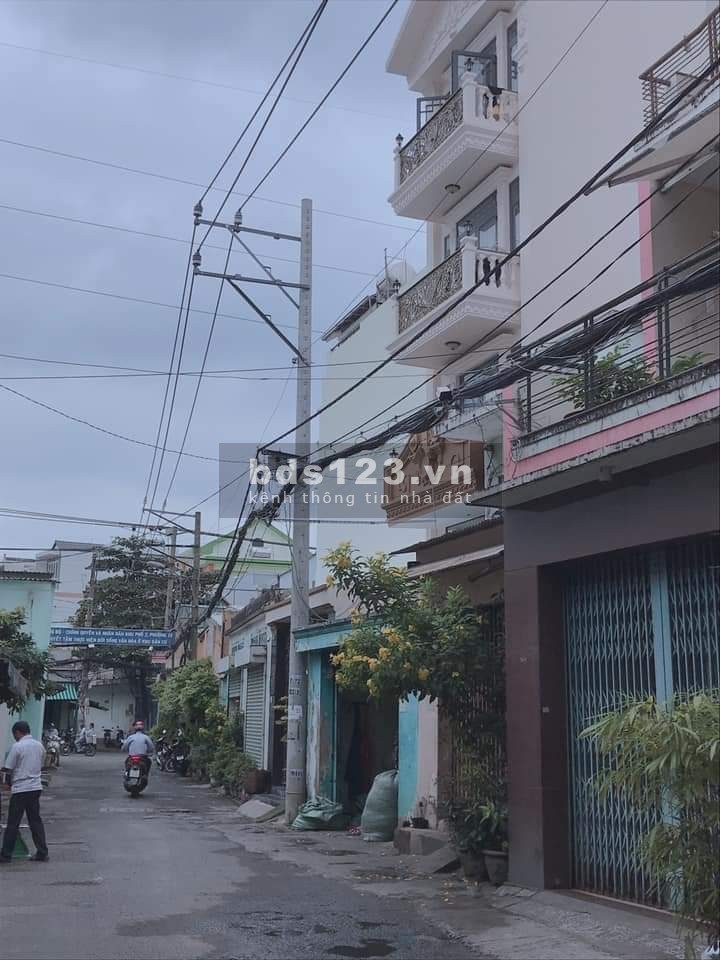 Bán nhà hẻm 536 Âu Cơ, Tân Bình, 45m2, Giá rẻ. LH: 0708000454.