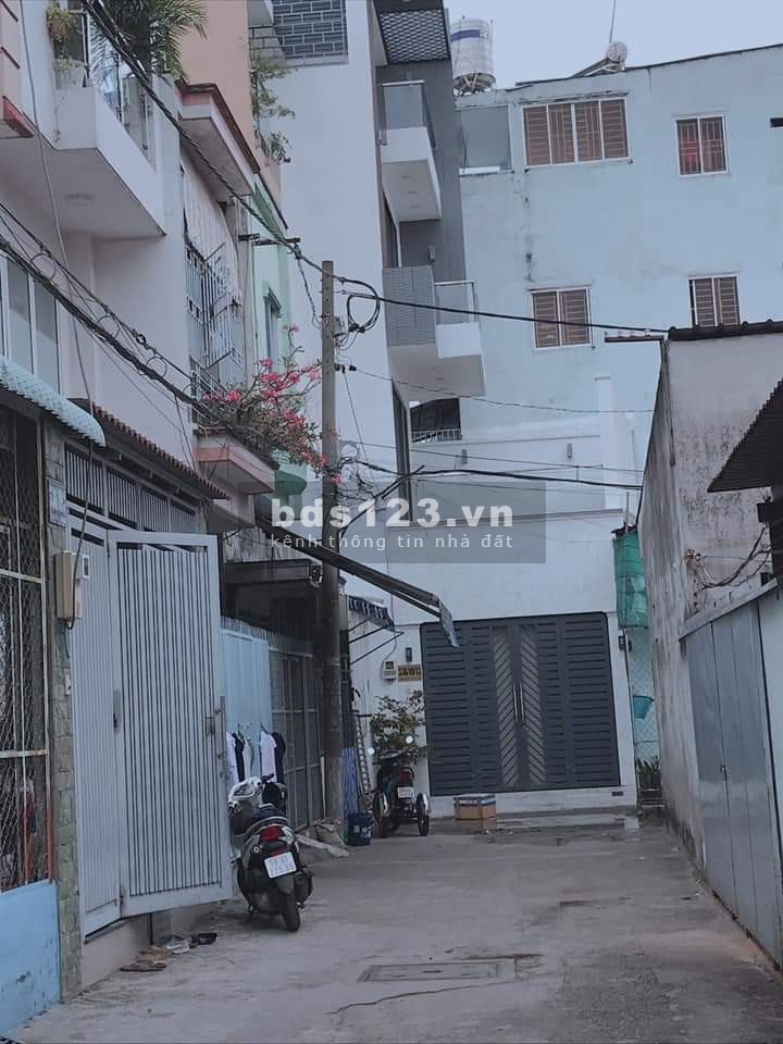 Bán nhà hẻm 536 Âu Cơ, Tân Bình, 45m2, Giá rẻ. LH: 0708000454.