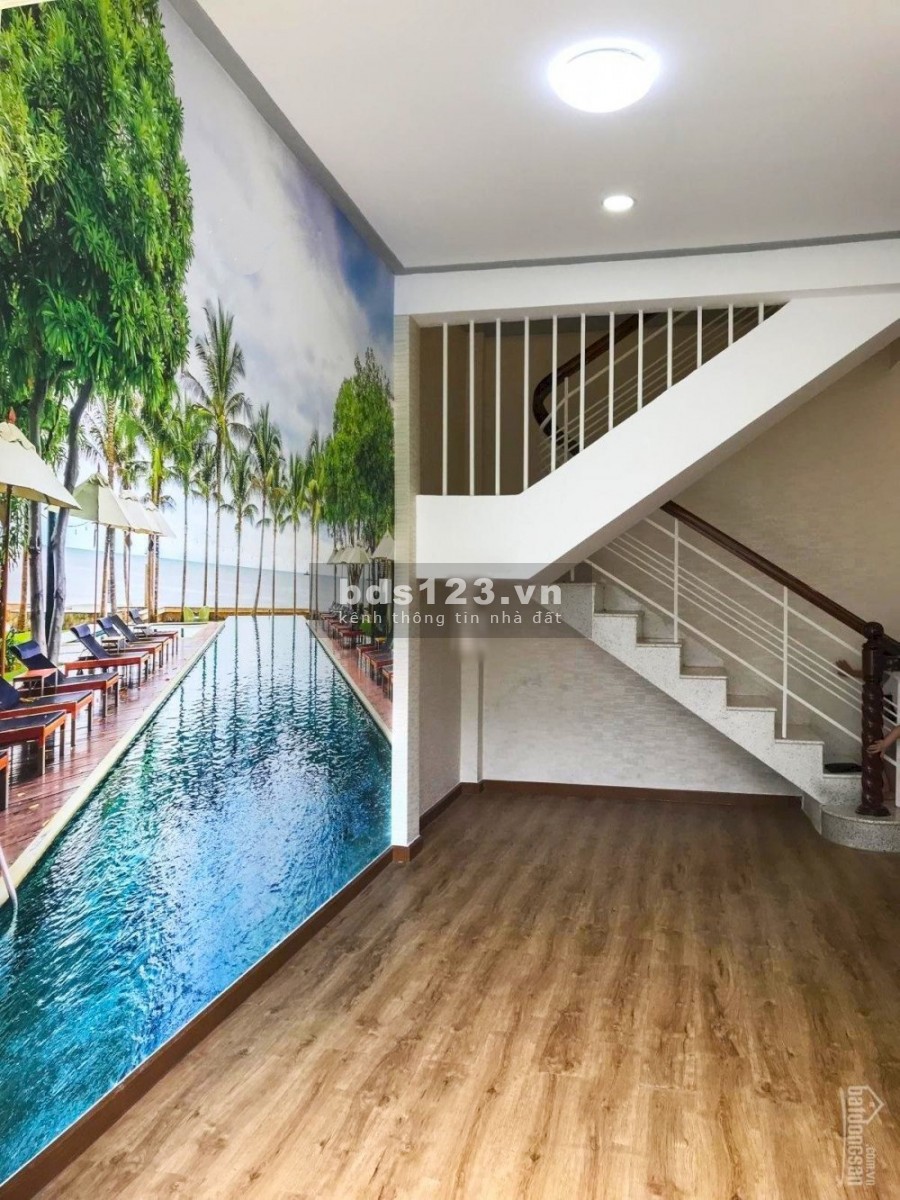 Nhà 1 trệt 1 lầu 3PN, DTSD 84m2, đường Nguyễn Công Hoan, P. 7, Phú Nhuận. Cách MT 5m. Giá 12tr