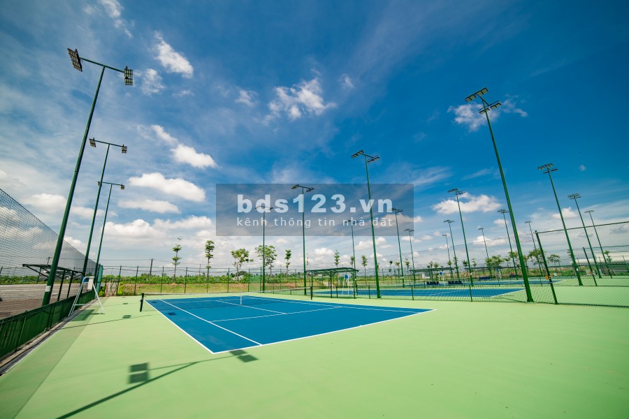 Đầu năm Bán gấp cắt lãi BIỆT THỰ ĐƠN LẬP 15x15m, 4pn, view kênh đào, 7ty2 Waterpoint Bến Lức Long An, lh 0936777853