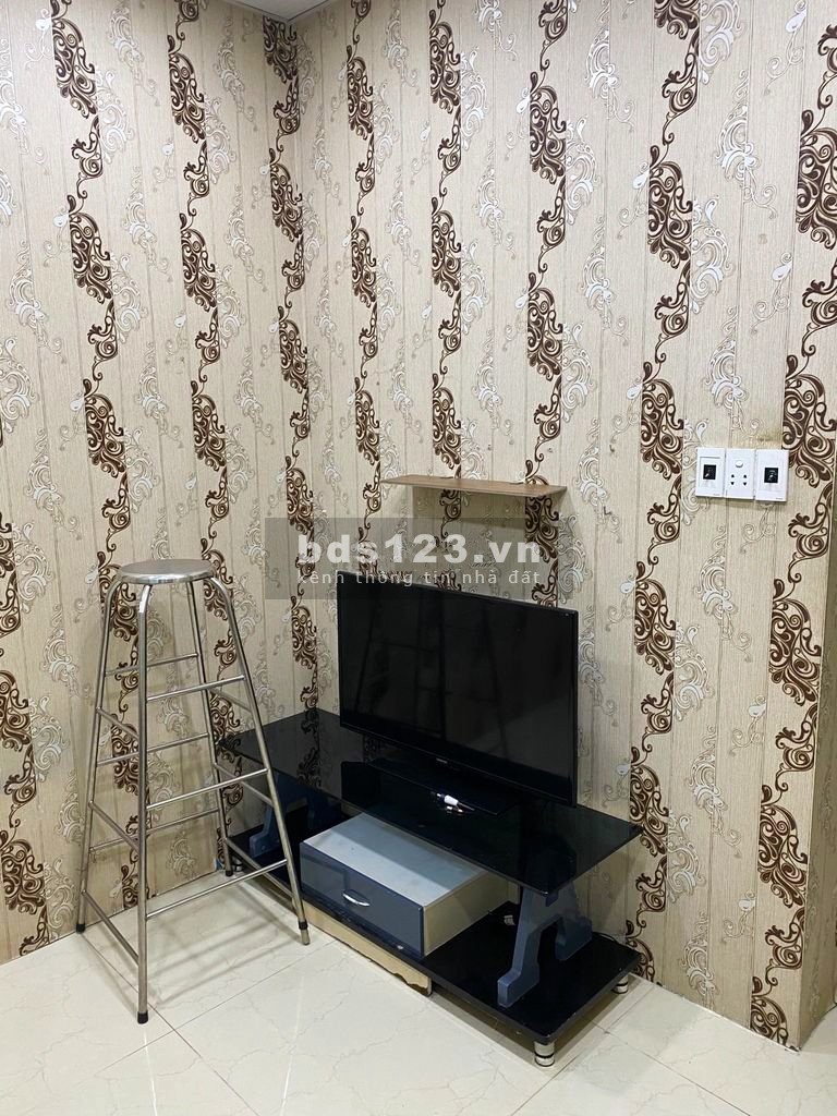 Cho thuê nhà 1 trệt 1 lầu 2PN có máy lạnh, DTSD 90m2, đường Huỳnh Văn Bánh, P. 17, Phú Nhuận. Giá chốt 9tr