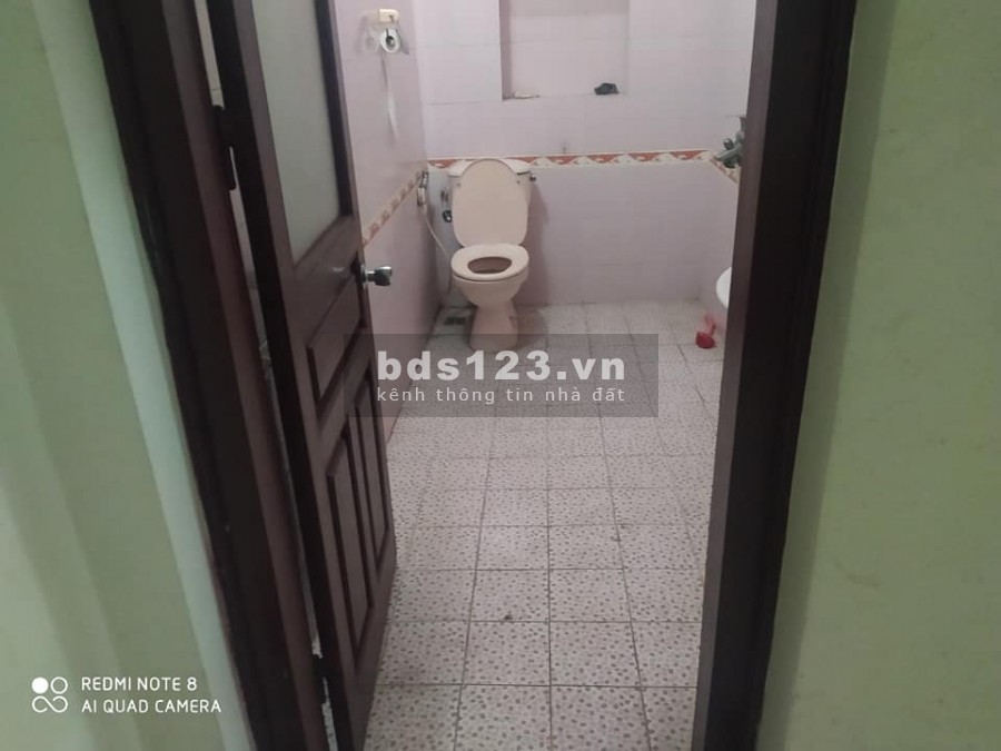 Bán nhà hiếm Cầu Giấy Quận Phân lô ô cờ DT 77m2 Kinh doanh ô tô vào nhà