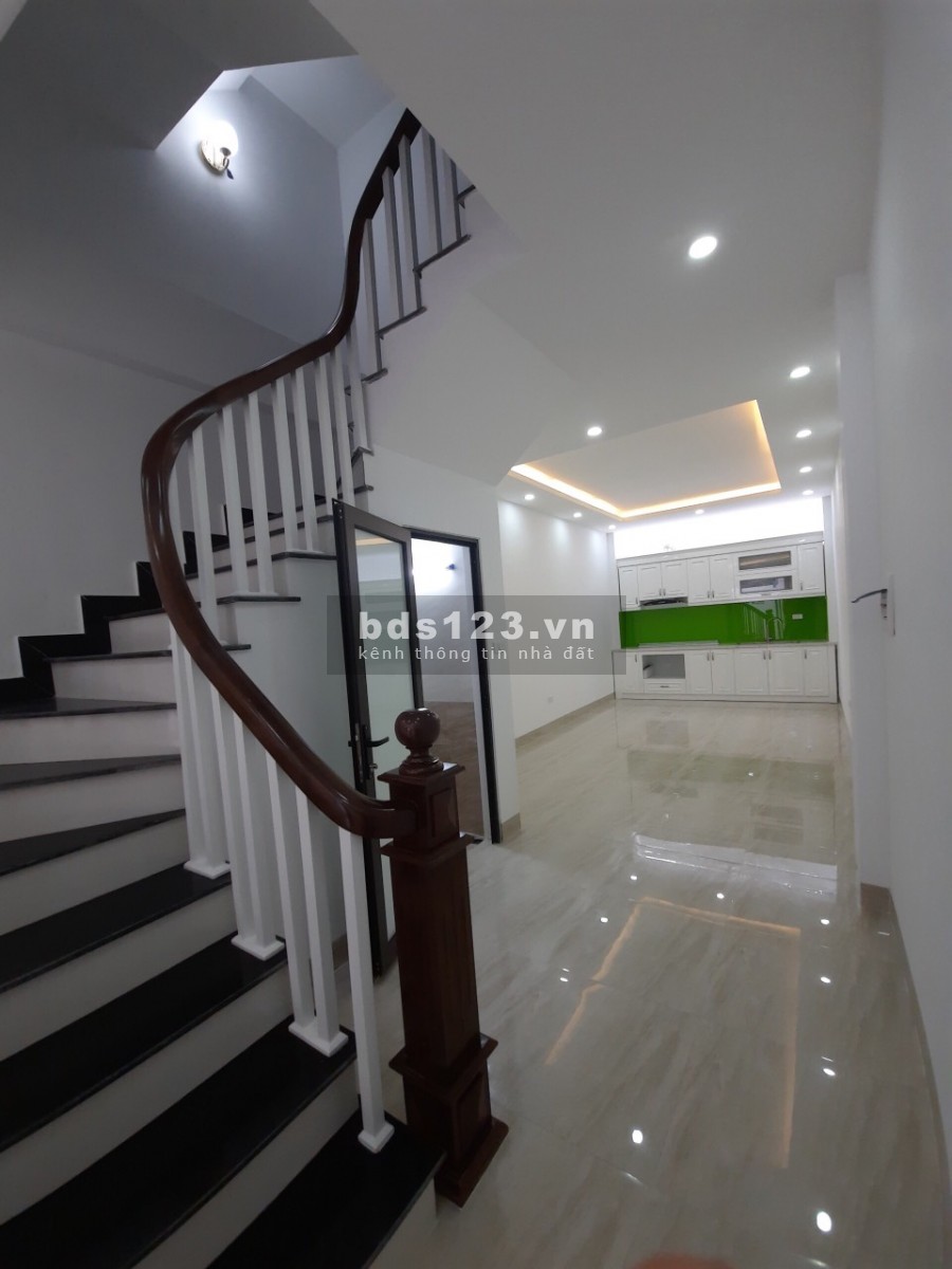 Thanh Lý Trước TẾT, 60m2, 4T, Bồ Đề, Lâm Du, Long Biên