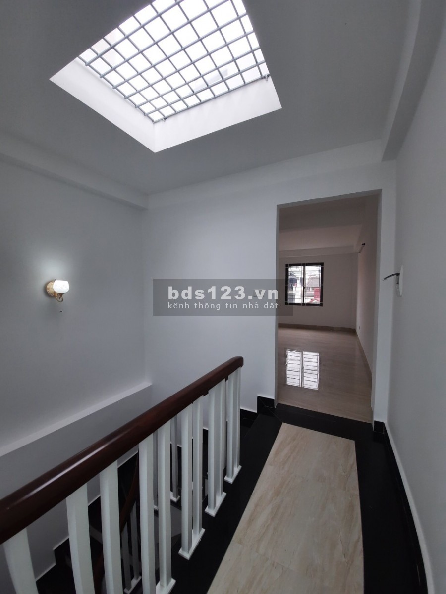 Thanh Lý Trước TẾT, 60m2, 4T, Bồ Đề, Lâm Du, Long Biên