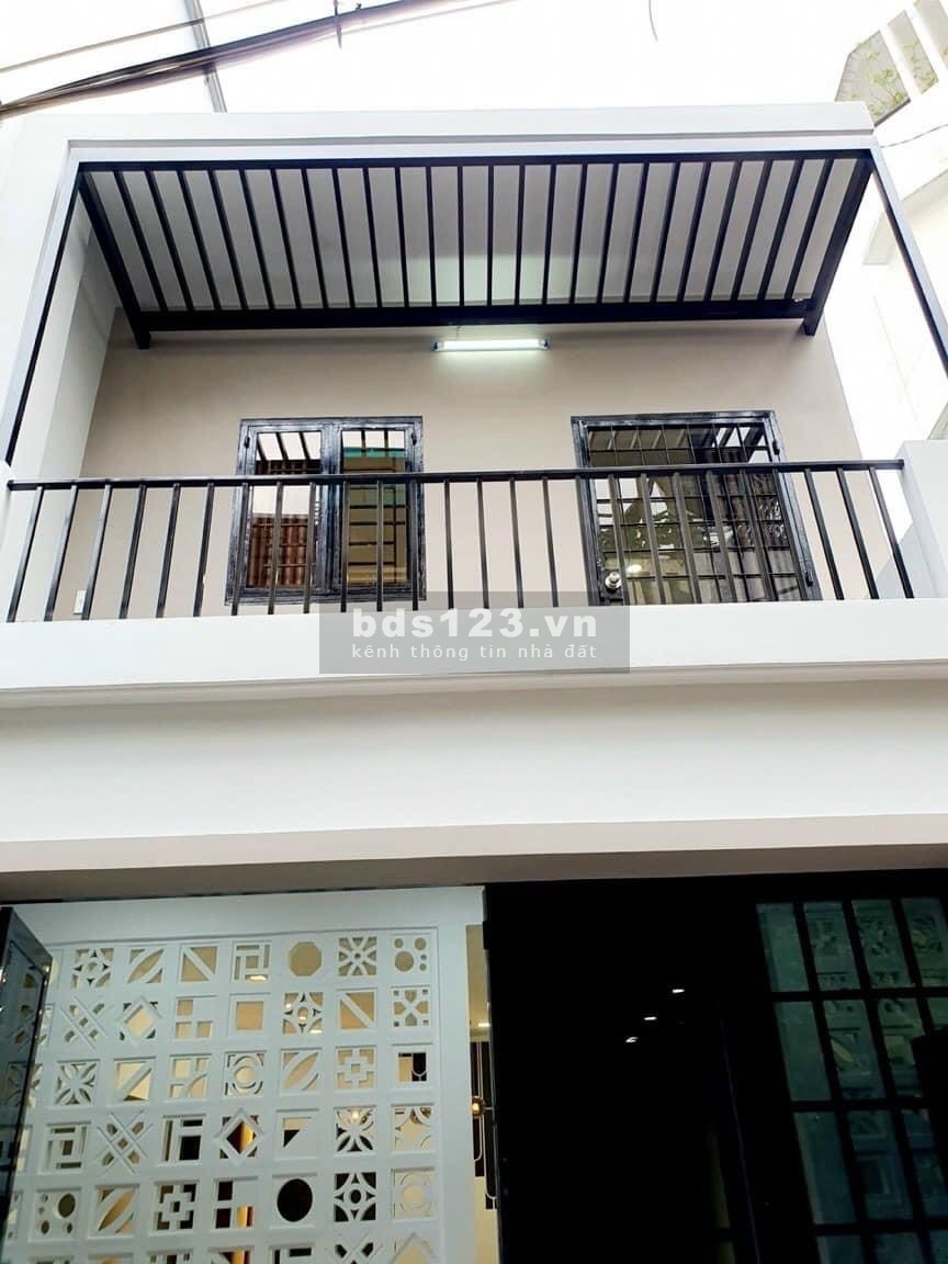 Bán nhà Phường 7 Gò Vấp giá chỉ 2,65. HXH, Khu an ninh, Vị trí đắc địa, DT( 3.7x12 ).