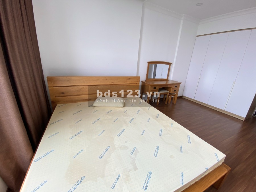 Cho thuê căn hộ 2PN 85m2 có bồn tắm nằm full giá 20tr/tháng,…