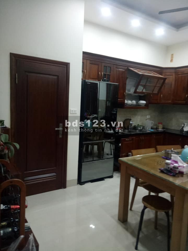 Ba Đình, ngõ ô tô, kinh doanh Đỉnh, 40M ra phố 43Mx3T. 5 tỷ