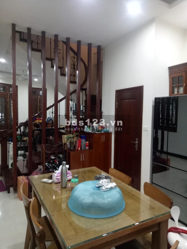 Ba Đình, ngõ ô tô, kinh doanh Đỉnh, 40M ra phố 43Mx3T. 5 tỷ