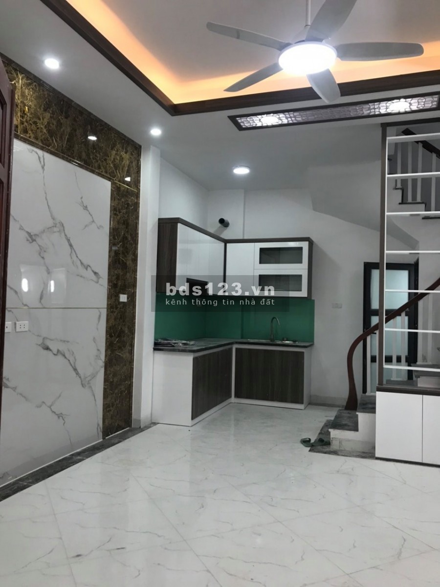 Siêu Siêu rẻ, nhà mới quận Đống Đa đón tết, cách MP 50m, DT 30m, 5 tầng, MT 4.5m, 3.65 tỷ